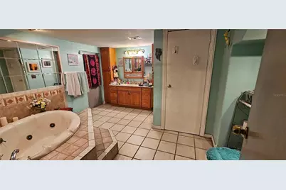 5040 70th Avenue N, Pinellas Park, FL 33781 - Photo 9