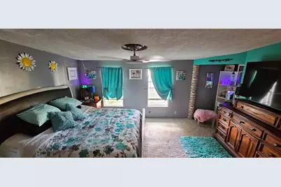 5040 70th Avenue N, Pinellas Park, FL 33781 - Photo 5