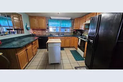 5040 70th Avenue N, Pinellas Park, FL 33781 - Photo 3