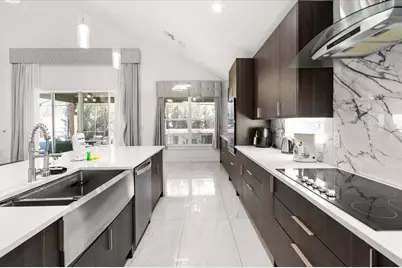 2561 Montego Bay Boulevard, Kissimmee, FL 34746 - Photo 5