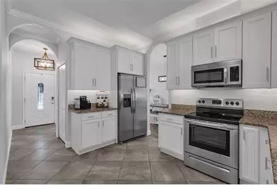 10023 Shadow Creek Drive, Orlando, FL 32832 - Photo 11