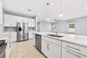 3939 Clipstone Pl, Sanford, FL 32773 - Photo 9