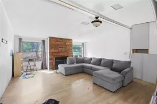 36301 Peak St, Zephyrhills, FL 33541 - Photo 9