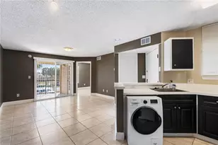 1964 Lake Atriums Cir, Orlando, FL 32839 - Photo 5