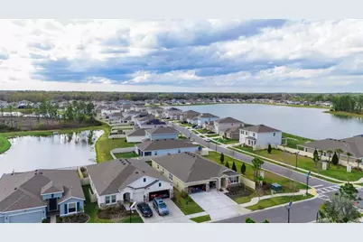 3809 Capri Coast Drive, Plant City, FL 33565 - Photo 5