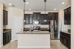 1966 Pantheon Dr, Winter Garden, FL 34787 - Photo 3