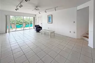 1630 Royal Palm Dr S, Saint Petersburg, FL 33707 - Photo 39