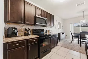 3658 Maidencain St, Clermont, FL 34714 - Photo 7