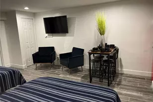 4408 Gem Oaks Terrace, Orlando, FL 32806 - Photo 9