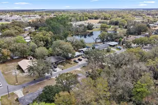 303 Louis St, Leesburg, FL 34748 - Photo 5