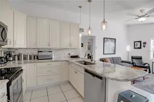 500 E Crystal Lake St, Orlando, FL 32806 - Photo 9