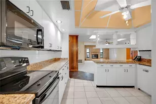 4210 Stonewall Dr, Orlando, FL 32812 - Photo 11