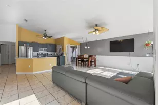 406 S Latonia St, Kissimmee, FL 34741 - Photo 3