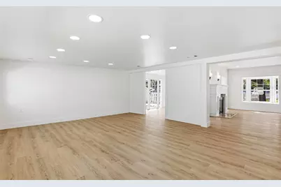 301 81st Avenue NE, Saint Petersburg, FL 33702 - Photo 39