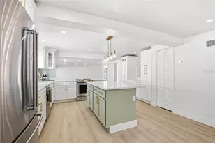 301 81st Ave NE, Saint Petersburg, FL 33702 - Photo 15