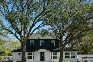 301 81st Ave NE, Saint Petersburg, FL 33702 - Photo 5