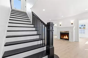 301 81st Ave NE, Saint Petersburg, FL 33702 - Photo 23