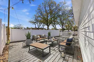 301 81st Ave NE, Saint Petersburg, FL 33702 - Photo 47