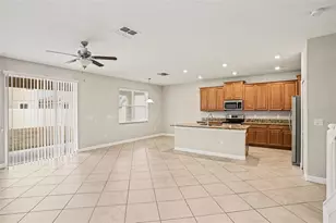 11755 Winterset Cove Dr, Riverview, FL 33579 - Photo 9