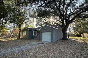 2402 Stevens Ave, Sanford, FL 32771 - Photo 9