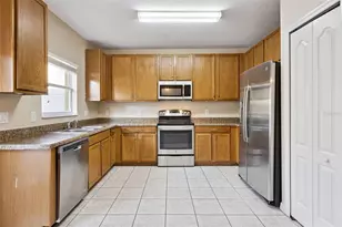 13930 Daniels Landing Cir, Winter Garden, FL 34787 - Photo 9