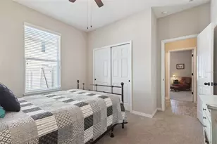 37027 Scenic Bluff Dr, Grand Island, FL 32735 - Photo 21