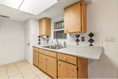 21070 Delake Avenue, Port Charlotte, FL 33954 - Photo 9