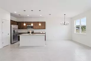 3772 Watercliff Cir, Grand Island, FL 32735 - Photo 7