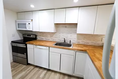 2913 Lichen Lane #C, Clearwater, FL 33760 - Photo 3