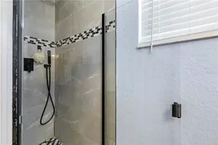 925 W Smith St, Orlando, FL 32804 - Photo 15