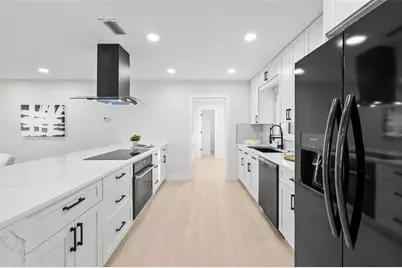 105 12th Street SW, Ruskin, FL 33570 - Photo 15