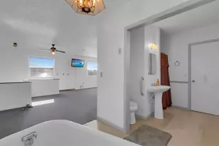 1129 Lemon Bluff Rd, Osteen, FL 32764 - Photo 21