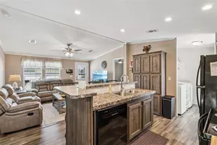 38 Citrus Ridge Dr, Davenport, FL 33837 - Photo 9