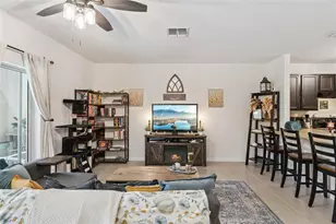 427 Arbor Lakes Dr, Davenport, FL 33896 - Photo 11