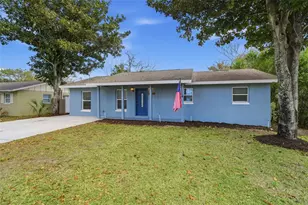 32730 Blossom Ln, Leesburg, FL 34788 - Photo 3