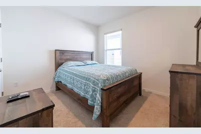 2684 Magnolia Avenue, Davenport, FL 33837 - Photo 3