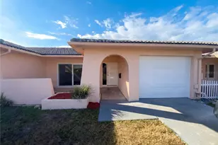 5434 Larchmont Ct N, Pinellas Park, FL 33782 - Photo 17