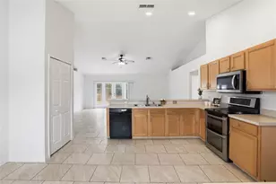 602 Messina Way, Kissimmee, FL 34758 - Photo 7