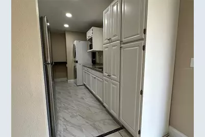 27 W Country Cove Way, Kissimmee, FL 34743 - Photo 9