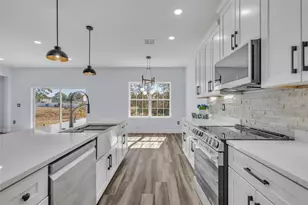 256 Hibiscus Ln, Poinciana, FL 34759 - Photo 17