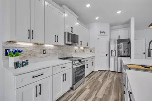 256 Hibiscus Ln, Poinciana, FL 34759 - Photo 15