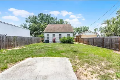 25 E Pinecrest Avenue, Eustis, FL 32726 - Photo 3