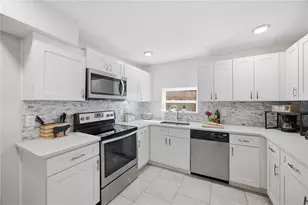 2350 Valley Dr, Apopka, FL 32703 - Photo 7