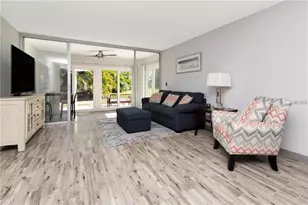 10351 Regal Dr, Largo, FL 33774 - Photo 11