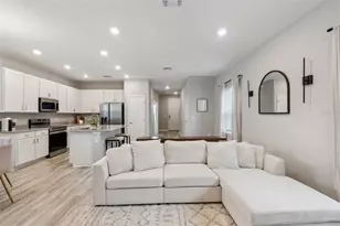 469 Silverbell Trl, Saint Cloud, FL 34771 - Photo 21