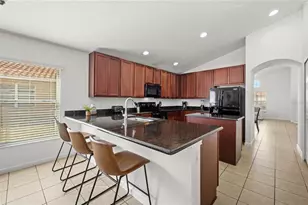 410 Viola Dr, Davenport, FL 33837 - Photo 13