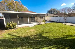 25241 7 Rivers Cir, Land O Lakes, FL 34639 - Photo 27