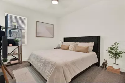 7193 Dilly Lake Avenue, Groveland, FL 34736 - Photo 21