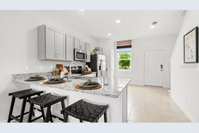 690 Gladstone Way, Mount Dora, FL 32757 - Photo 5