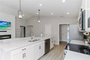 35598 Bellington Blvd, Zephyrhills, FL 33541 - Photo 11